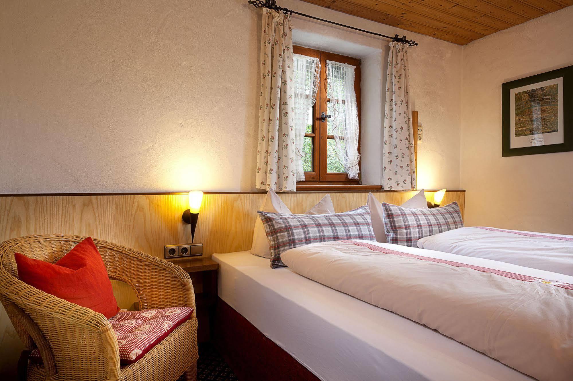 Landhotel Huberhof Швангау Экстерьер фото